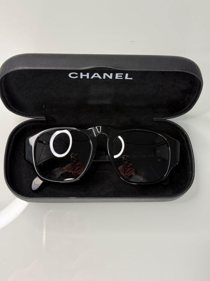 Chanel Vintage Black Sunglasses with interlocking CC Model 01452