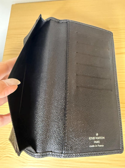 Louis Vuitton Black Brazza Leather Mens/Womens Wallet