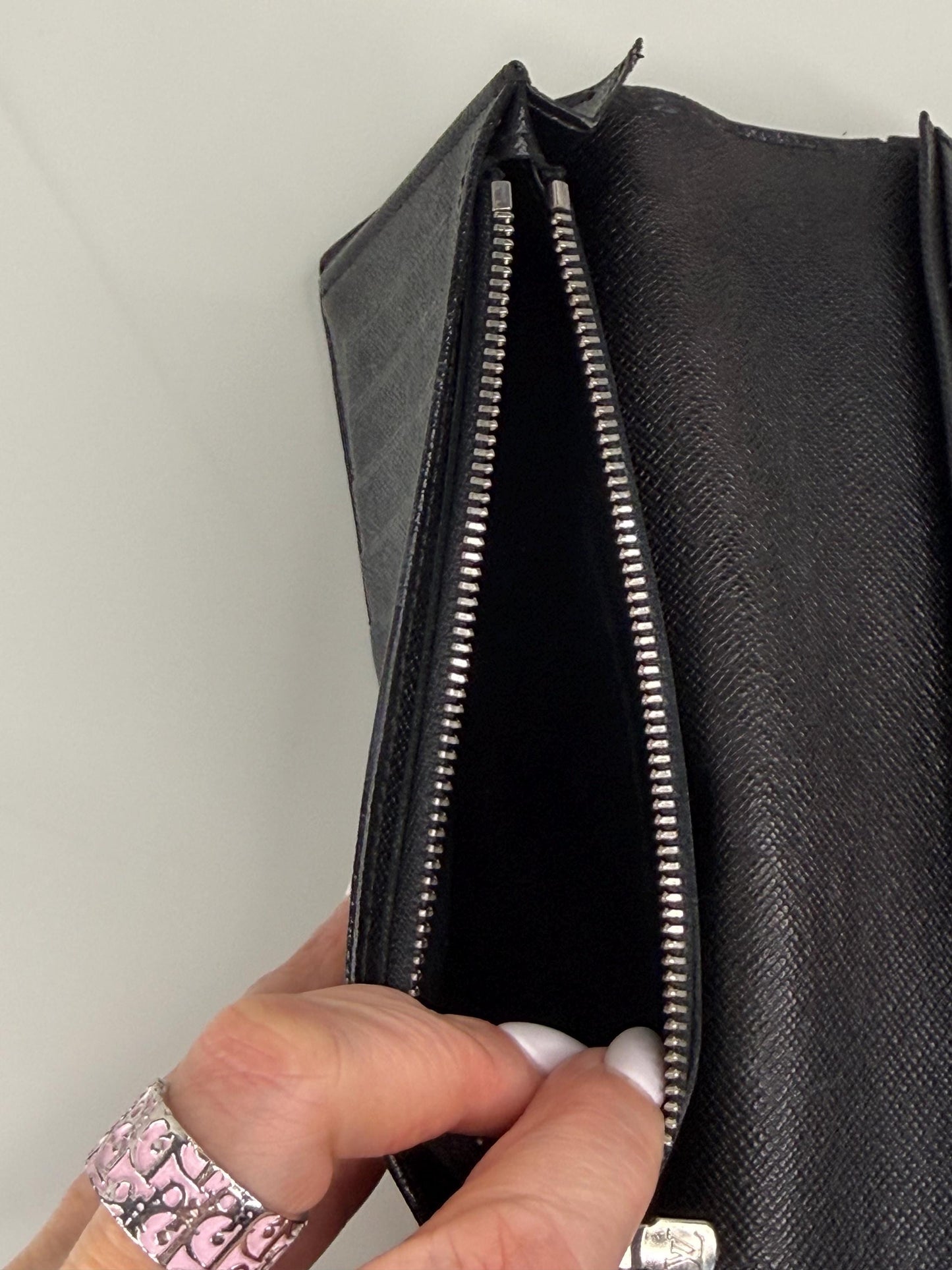 Louis Vuitton Damier Graphite Long Bi fold Mens wallet